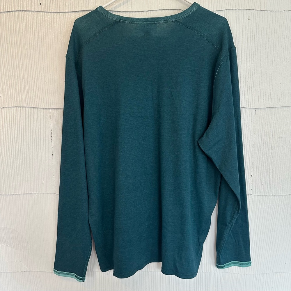 Tommy Bahama Men’s Large 100% Pima Cotton Reversible Long Sleeve Crewneck Shirt - Picture 2 of 4
